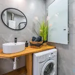 Legit - Old Town Apartment